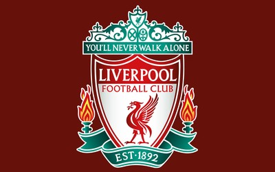 球探体育快讯-加比马丁更衣室放置比赛用球纪念